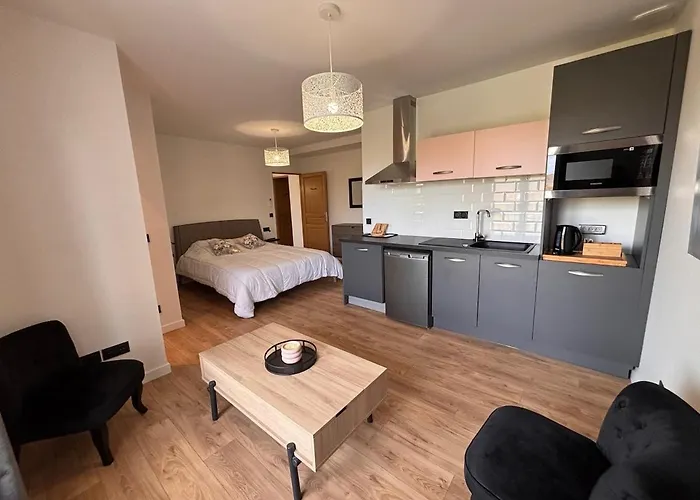 - Domaine De Lagouargette Villa Lias