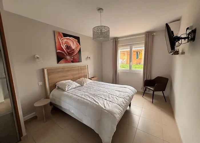 - Domaine De Lagouargette * Lias